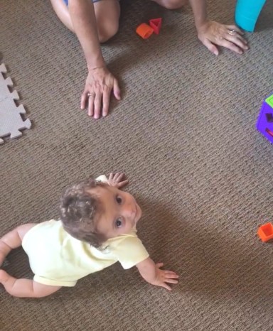 Niko crawling